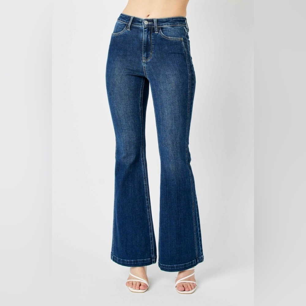 MAKE OFFER Judy Blue Dark Blue Kelly Flare Jeans